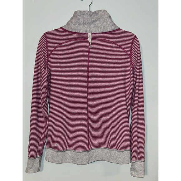 Lululemon In a Cinch Scrunch Neck Pullover Reversible Pink and Gray Size 6 - Picture 4 of 16